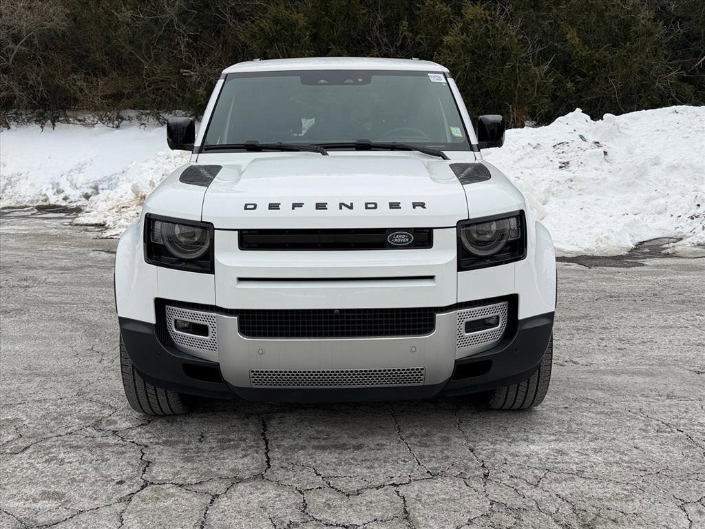 Used 2024 Land Rover Defender 110 S image 6