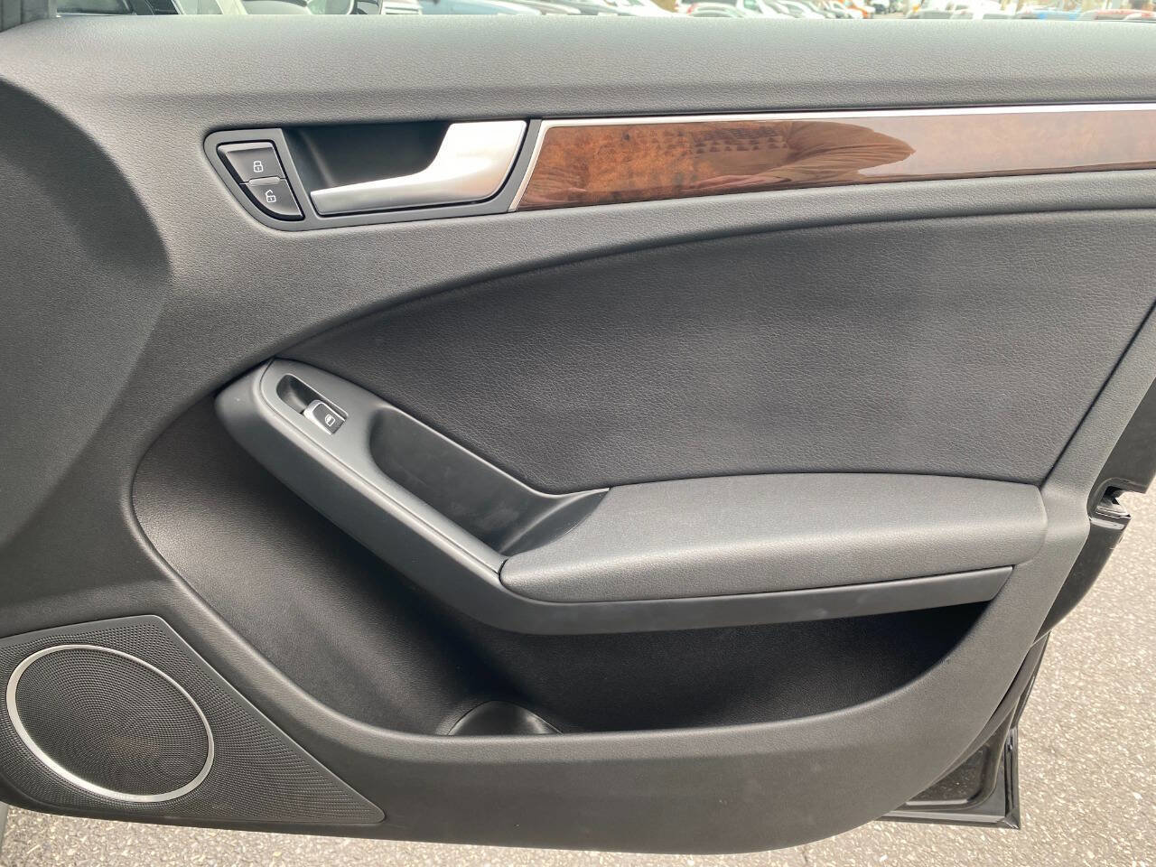 Used 2016 Audi A4 2.0T Premium Plus w/ Technology Package image 31