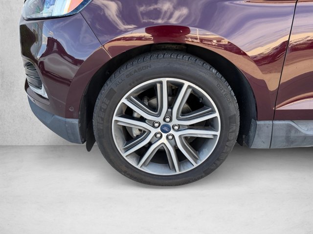 Used 2019 Ford Edge Titanium w/ Equipment Group 301A FWD image 24