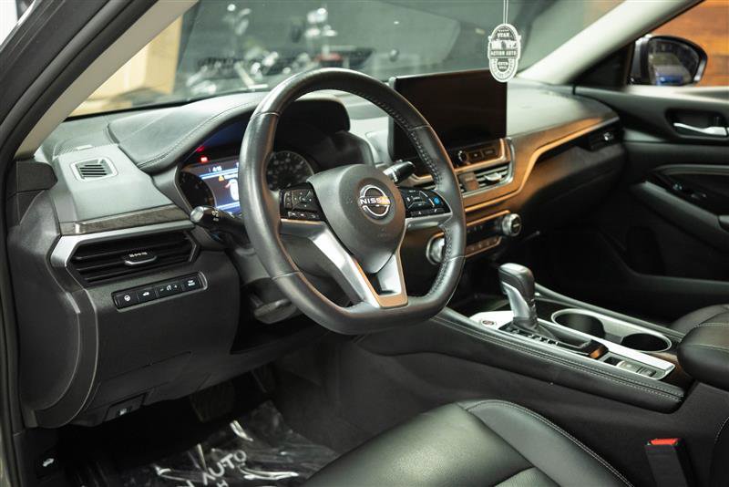Used 2023 Nissan Altima 2.5 SL image 9