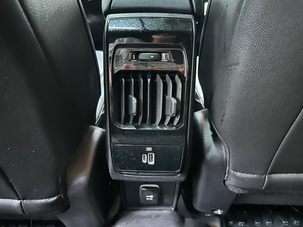 Used 2024 Jeep Compass Limited w/ High Altitude Package AWD/4WD image 31