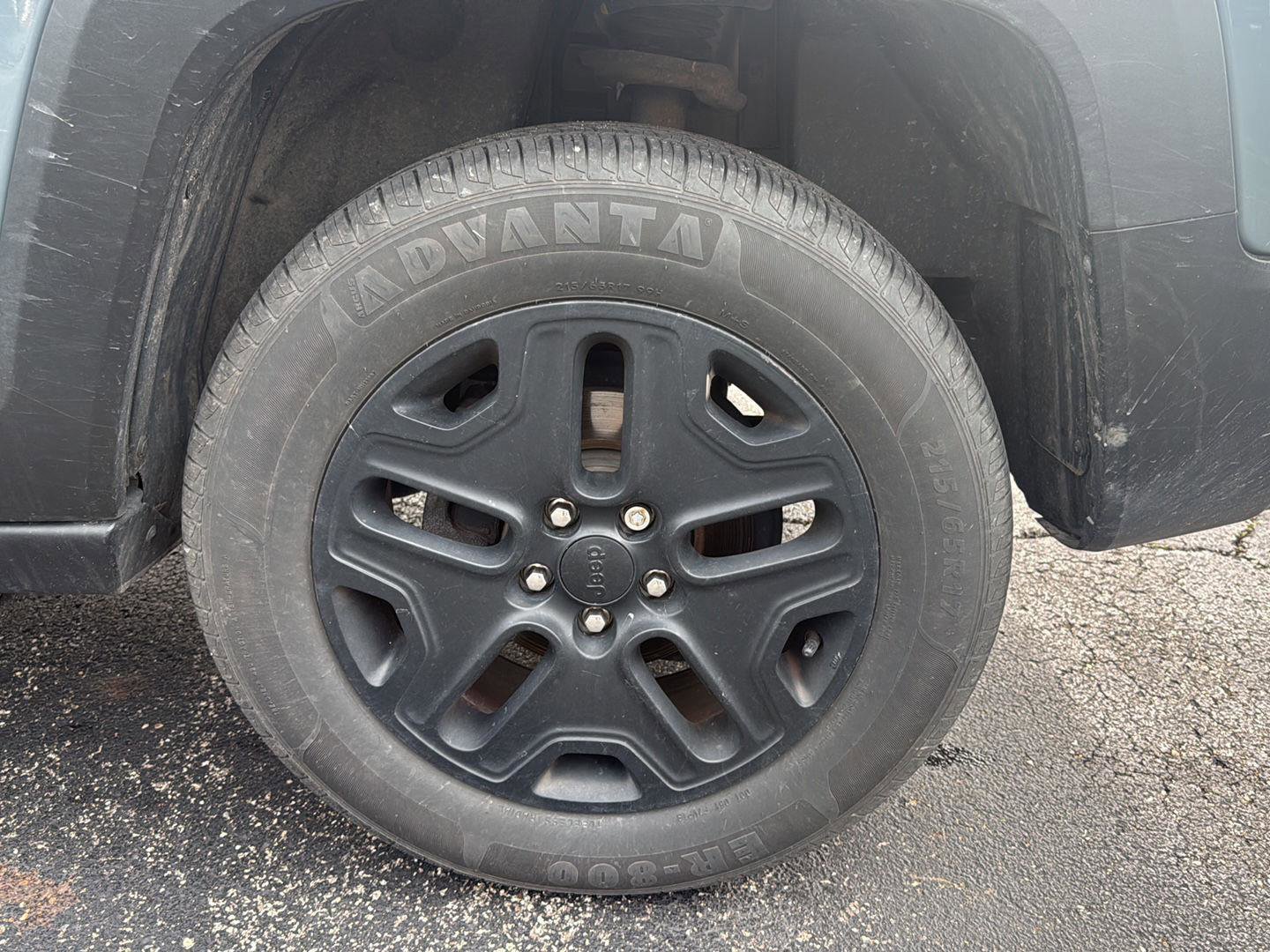 Used 2017 Jeep Renegade Trailhawk image 15