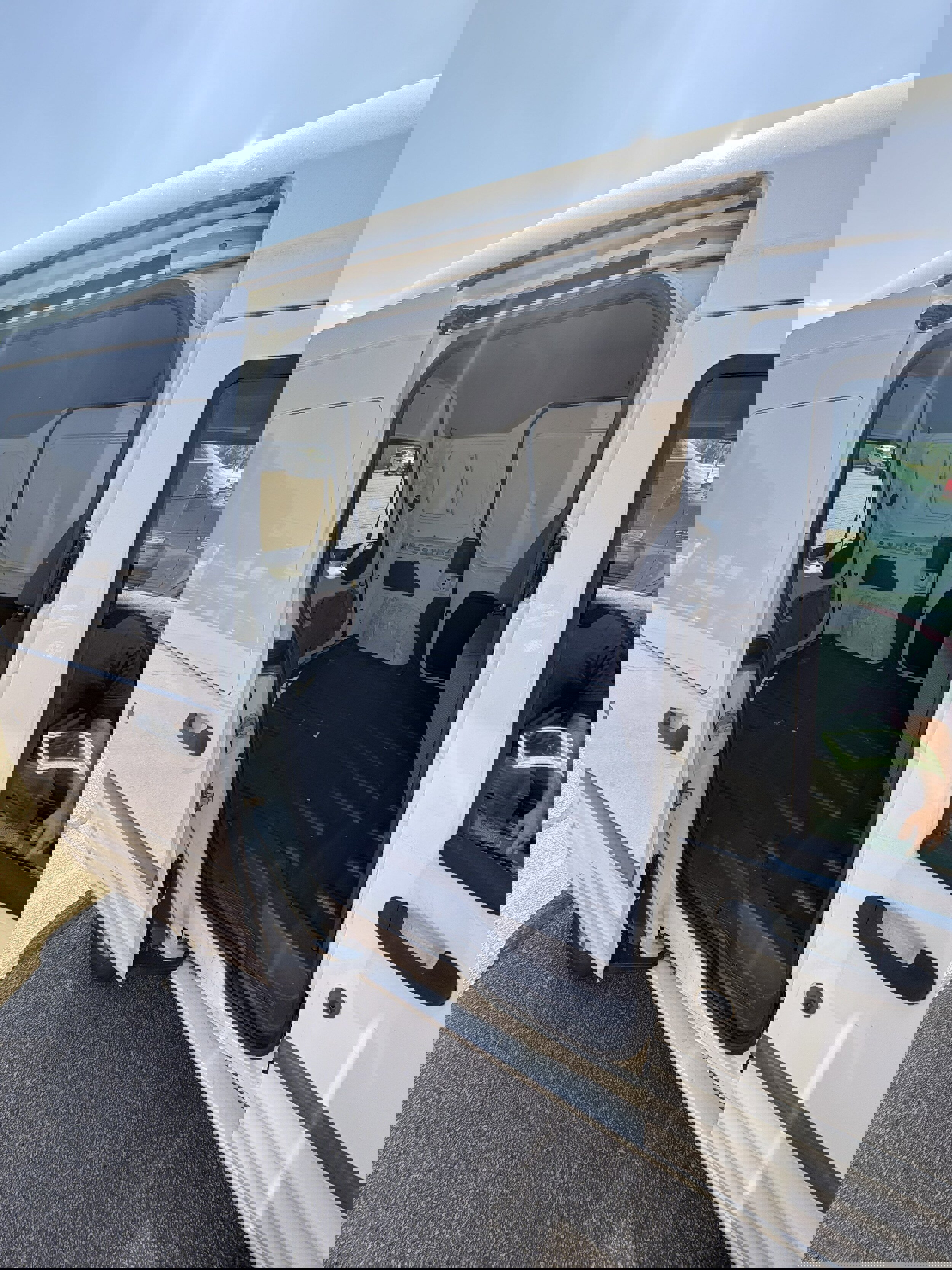 Used 2013 Ford Transit Connect XLT FWD image 5