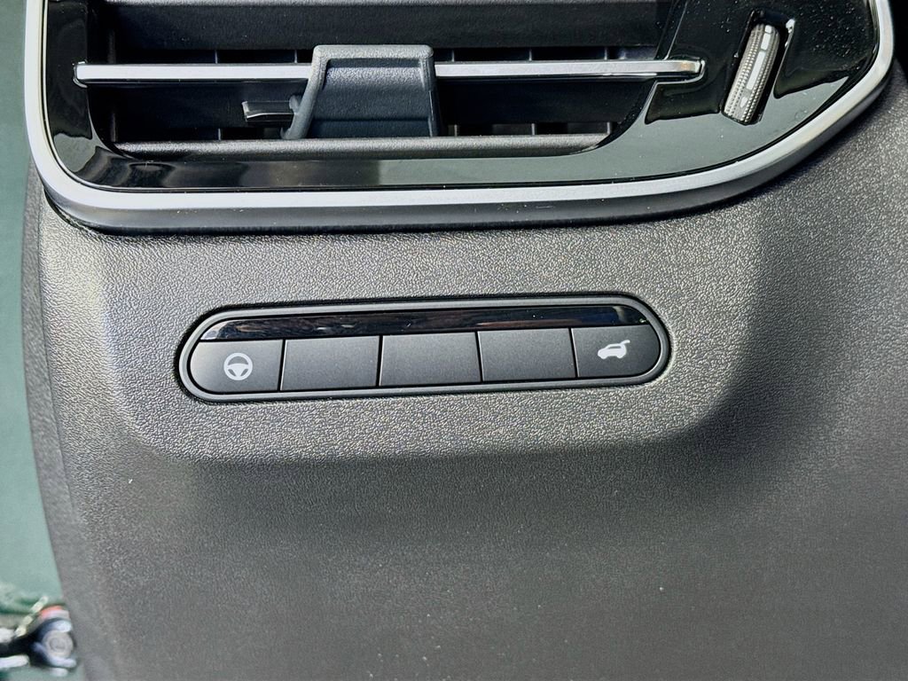 Certified 2026 INFINITI QX60 Luxe w/ Cargo Package FWD image 10