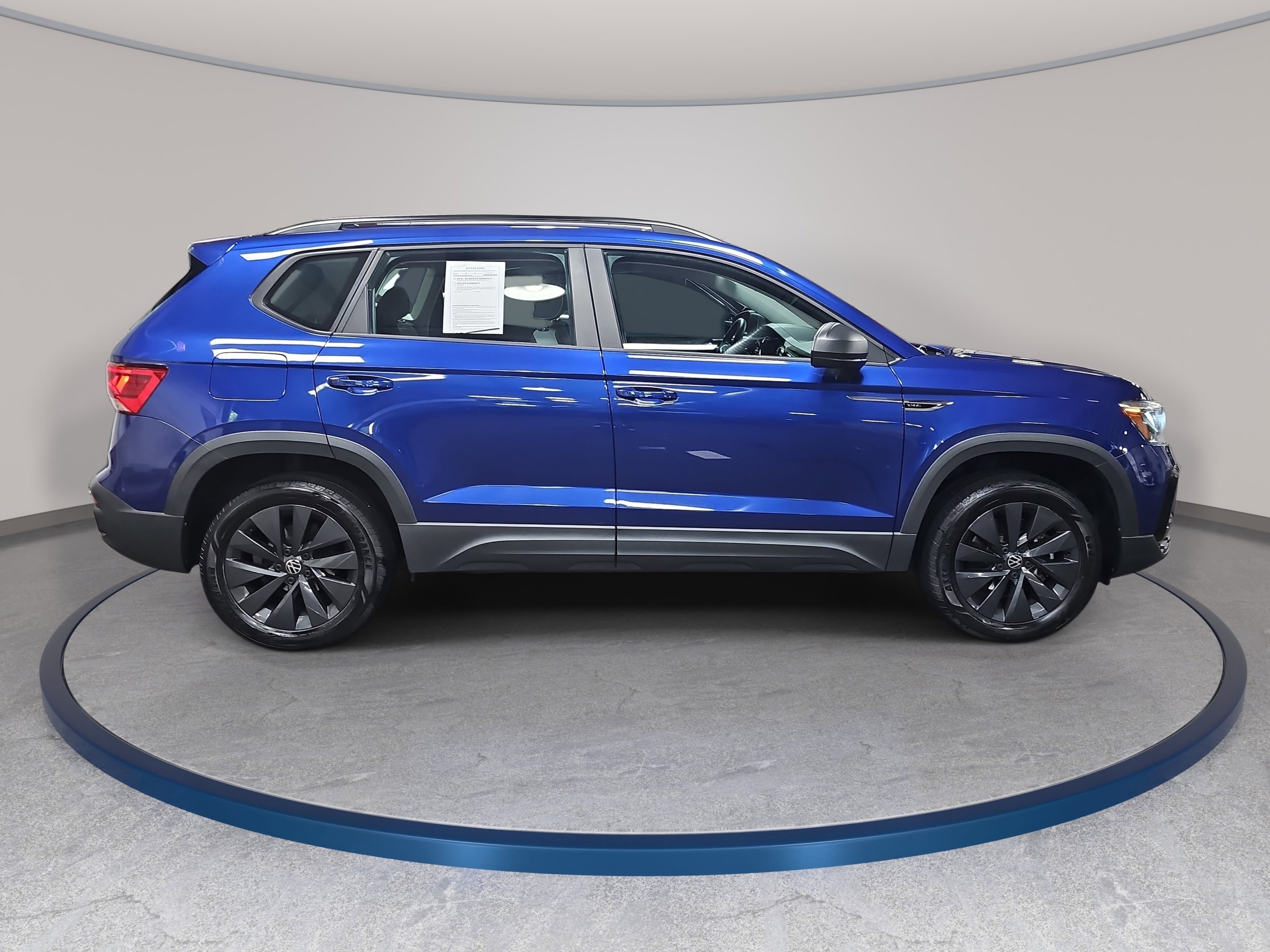 Used 2023 Volkswagen Taos S w/ Driver Assistance Package FWD image 4