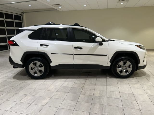 Used 2025 Toyota RAV4 XLE w/ Convenience Package FWD image 6