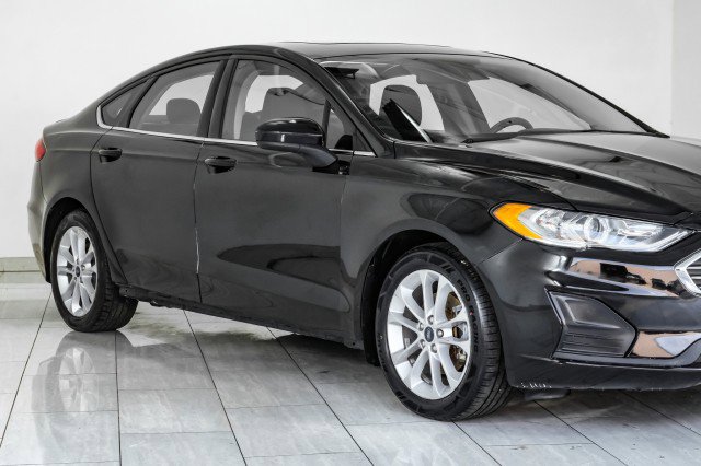 Used 2020 Ford Fusion SE image 58