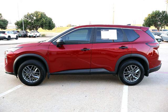 Certified 2025 Nissan Rogue S AWD/4WD image 2