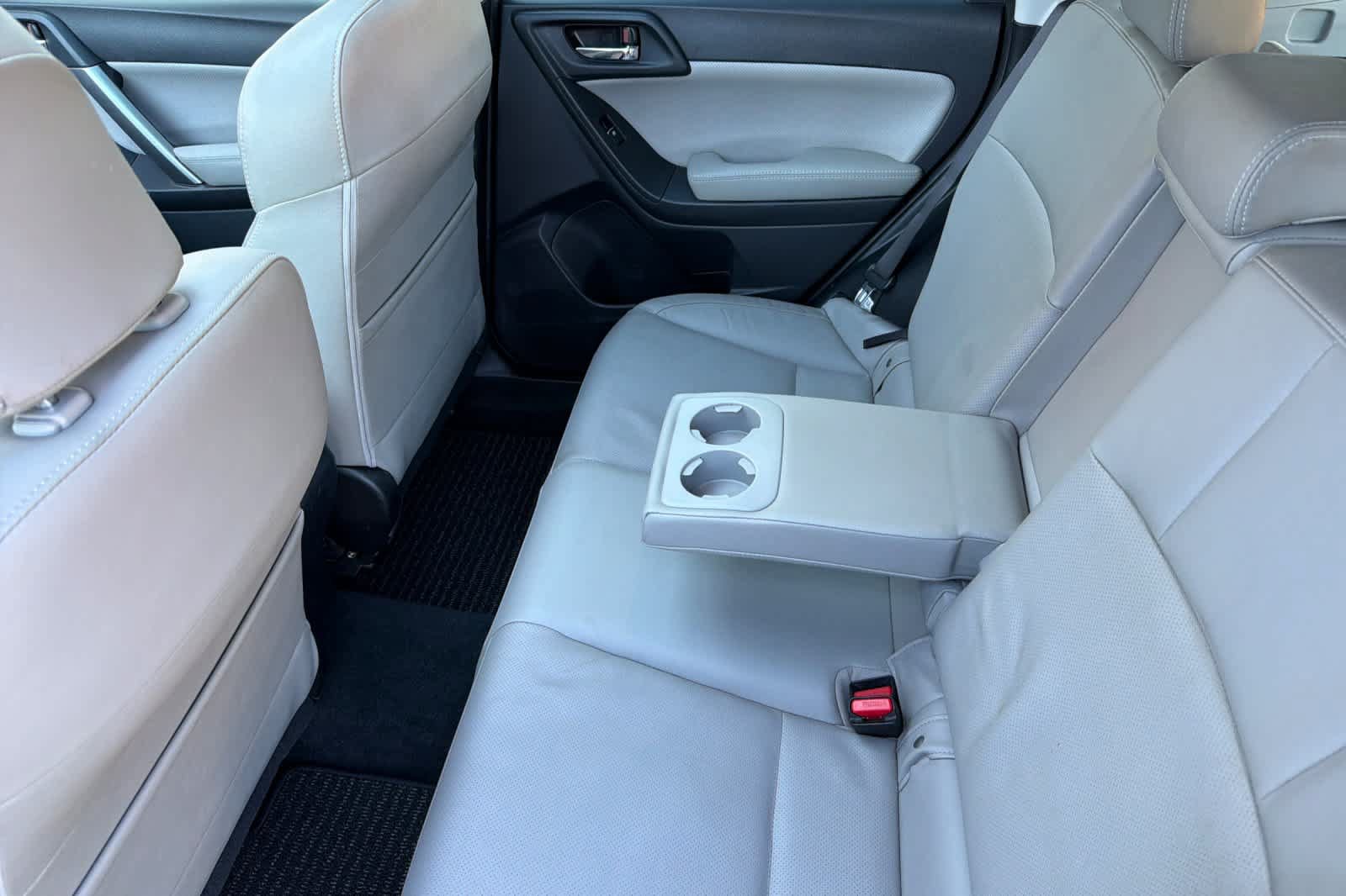 Used 2018 Subaru Forester 2.5i Limited AWD/4WD image 4