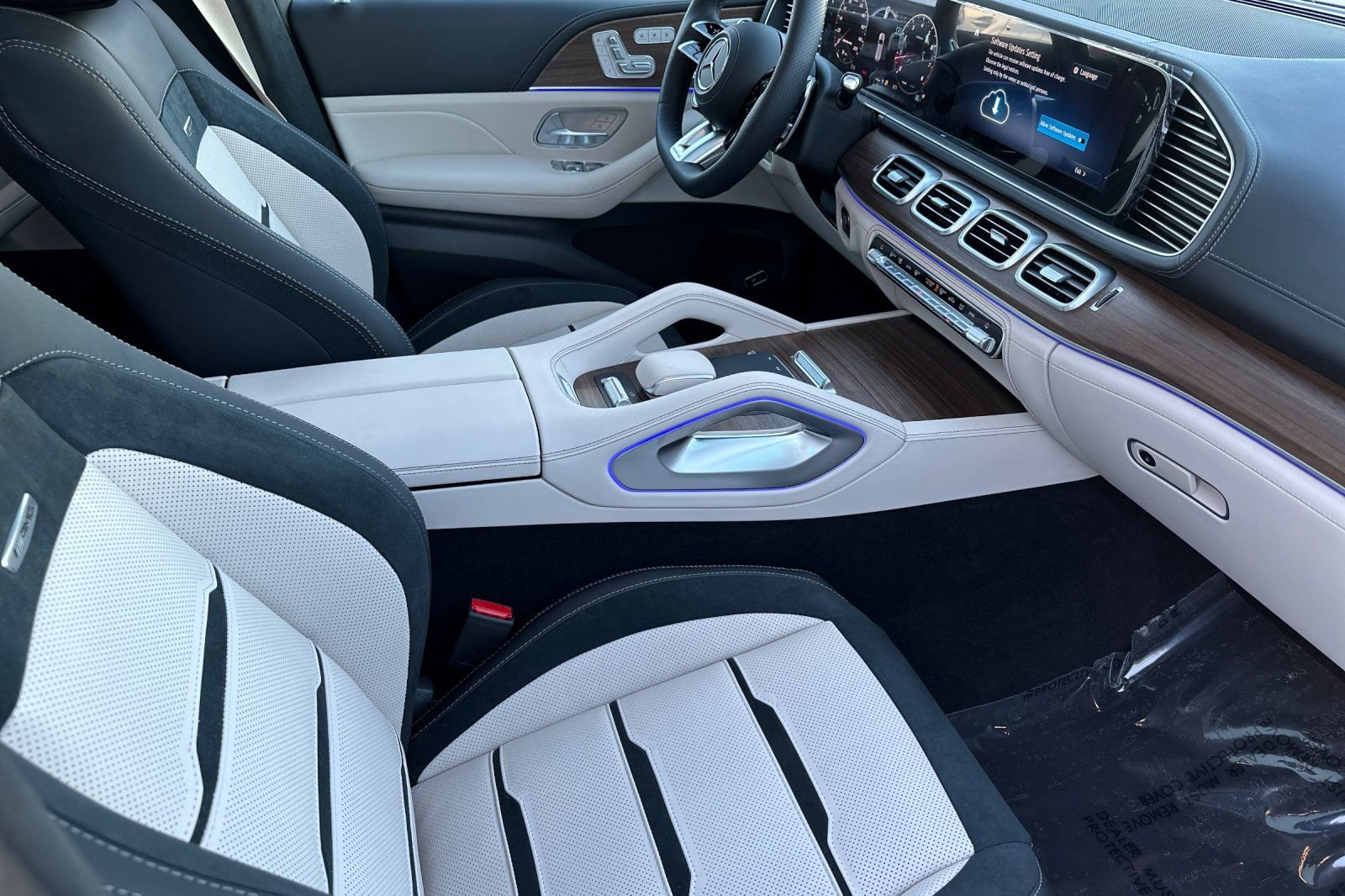 New 2026 Mercedes-Benz GLS 63 AMG 4MATIC image 15