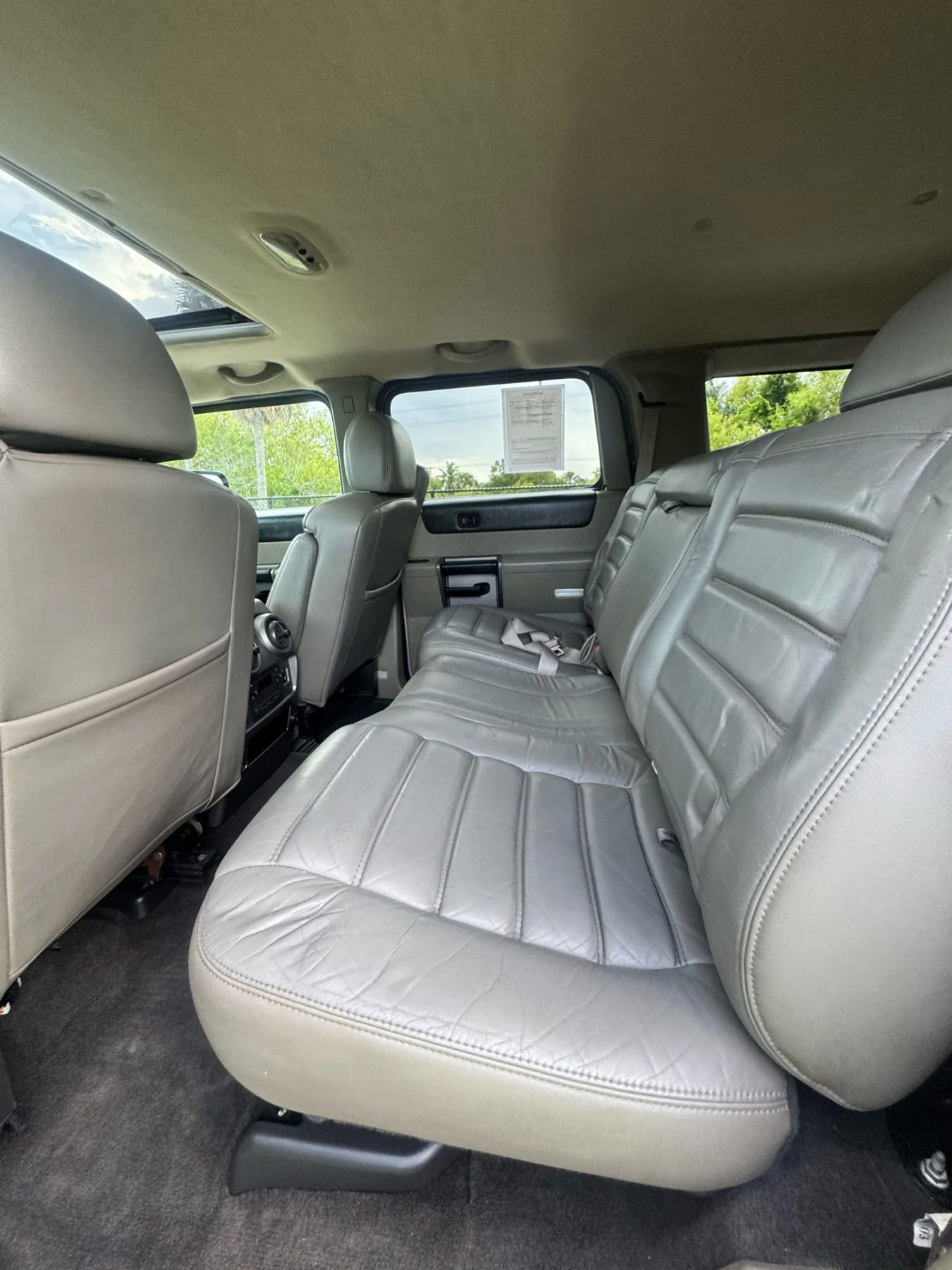 Used 2003 HUMMER H2 w/ Preferred Equipment Group image 15