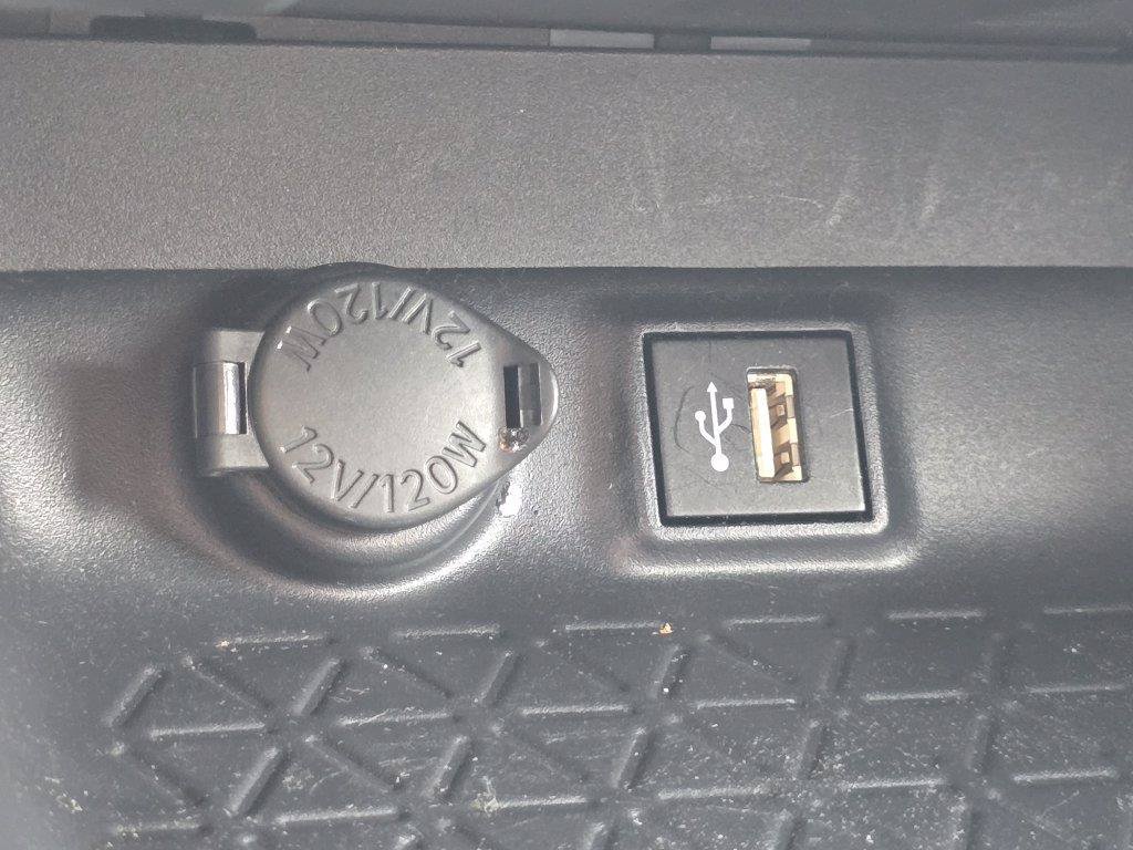Certified 2025 Toyota RAV4 XLE AWD/4WD image 29