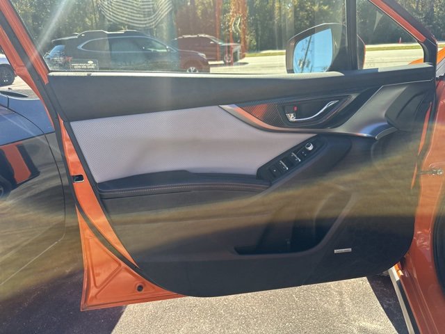 Used 2019 Subaru Crosstrek 2.0i Limited w/ Moonroof Package w/Navigation image 11