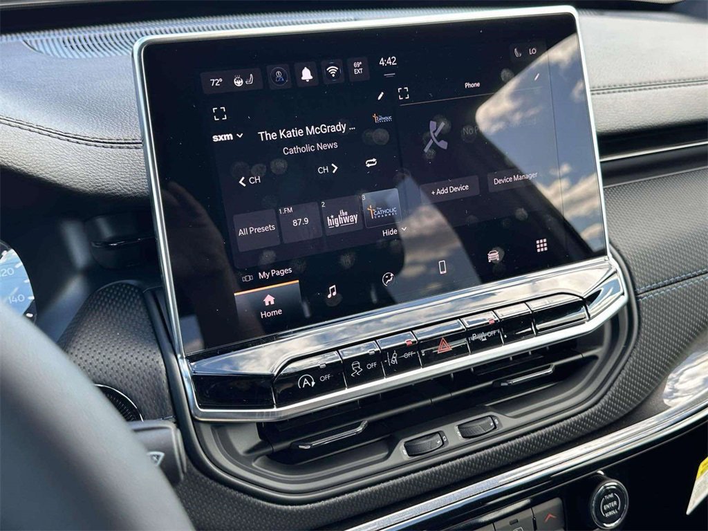 New 2026 Jeep Compass Limited image 12