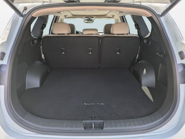 Used 2022 Hyundai Santa Fe Limited FWD image 13