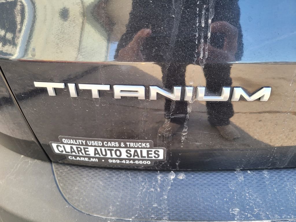 Used 2021 Ford Escape Titanium image 10