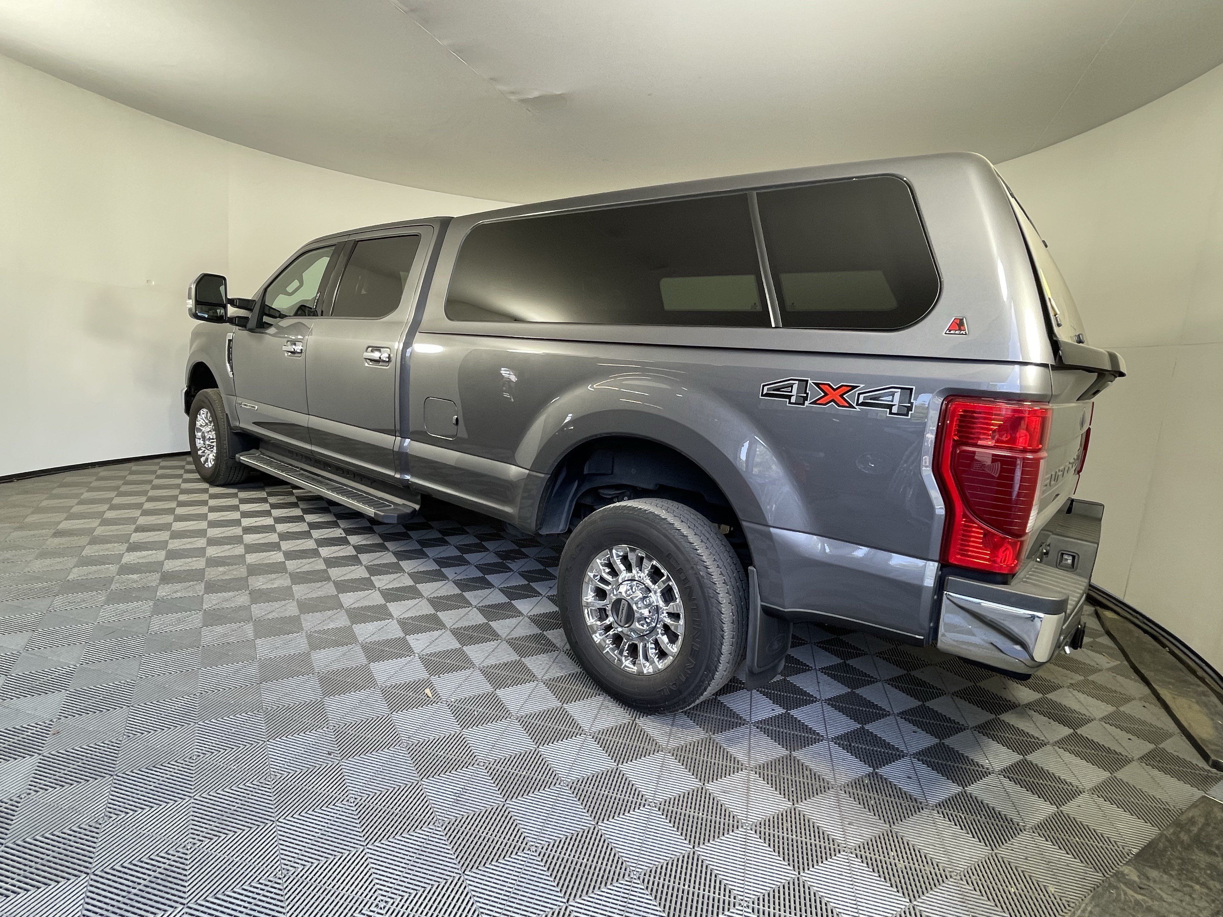 Certified 2021 Ford F350 XLT w/ XLT Premium Package AWD/4WD image 3
