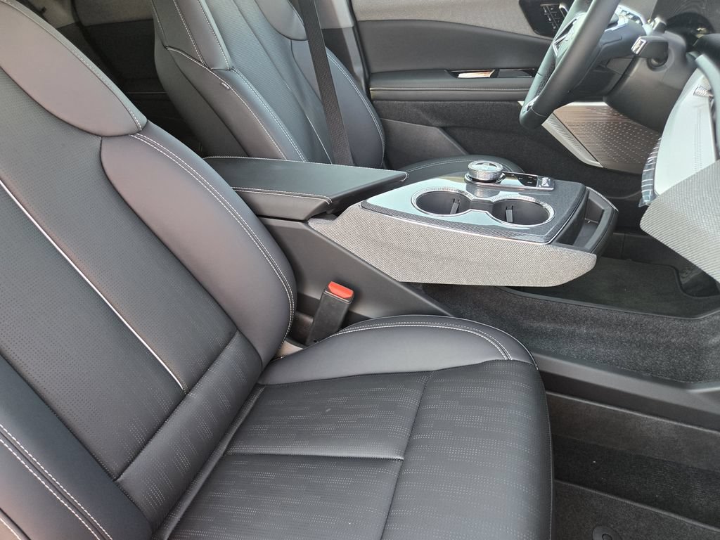 New 2027 Cadillac Optiq Premium Luxury AWD/4WD image 7