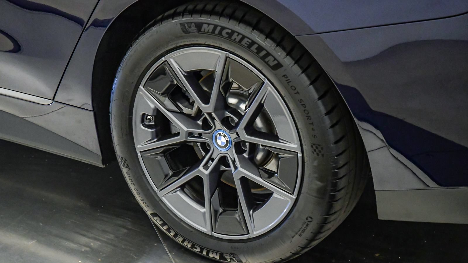 Certified 2023 BMW i4 eDrive35 w/ Premium Package RWD image 10
