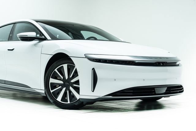 Used 2022 Lucid Air Grand Touring image 4