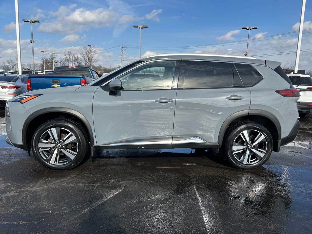 Used 2023 Nissan Rogue Platinum w/ Platinum Premium Package image 4