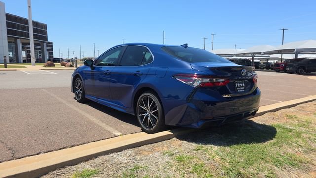 Used 2023 Toyota Camry SE FWD image 8