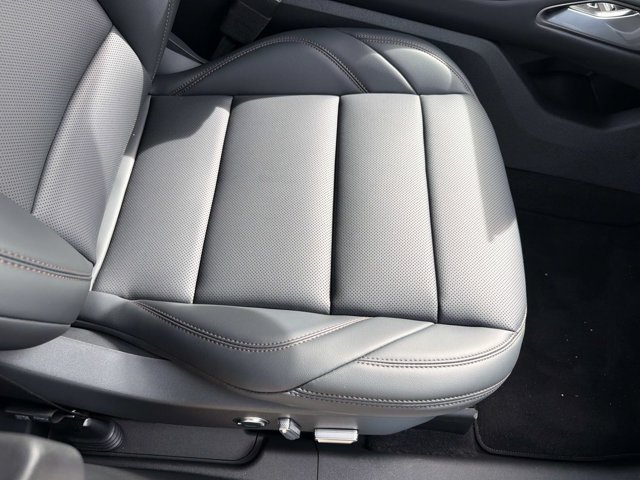 New 2026 Lincoln Nautilus Premier AWD/4WD image 16