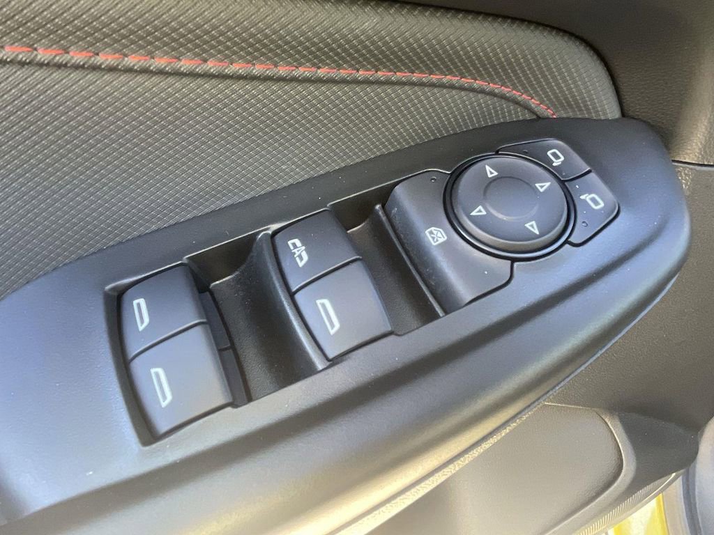 Certified 2024 Chevrolet TrailBlazer RS w/ Driver Confidence Package image 21