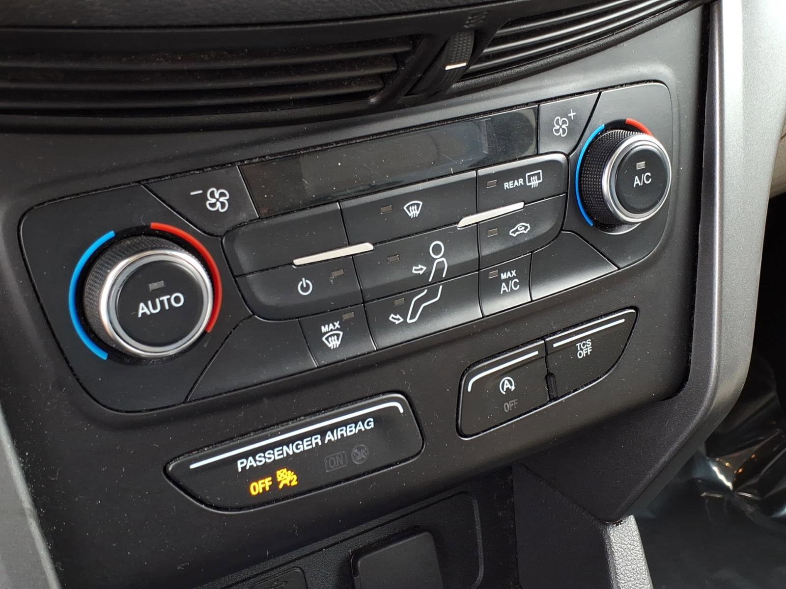 Used 2017 Ford Escape SE w/ Equipment Group 201A image 31