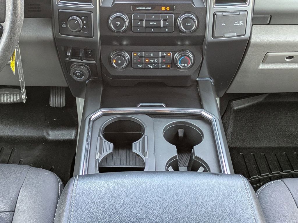 Used 2022 Ford F250 XLT w/ XLT Premium Package AWD/4WD image 19