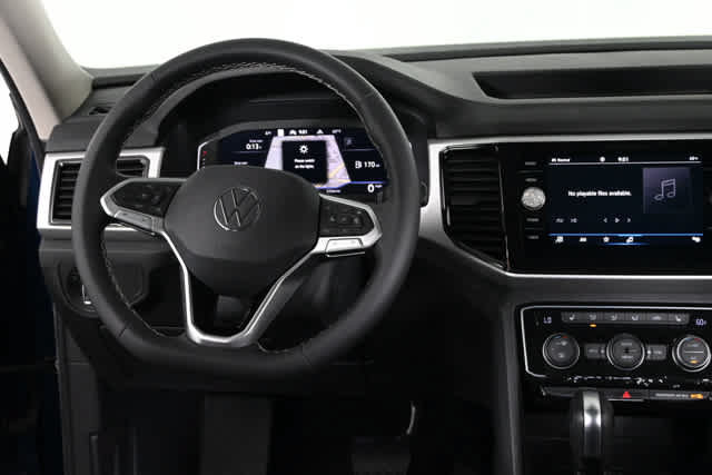 Certified 2023 Volkswagen Atlas SEL AWD/4WD image 3