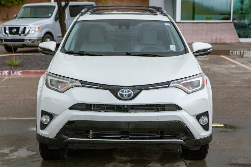 Used 2017 Toyota RAV4 Limited w/ Advanced Technology Package AWD/4WD image 3