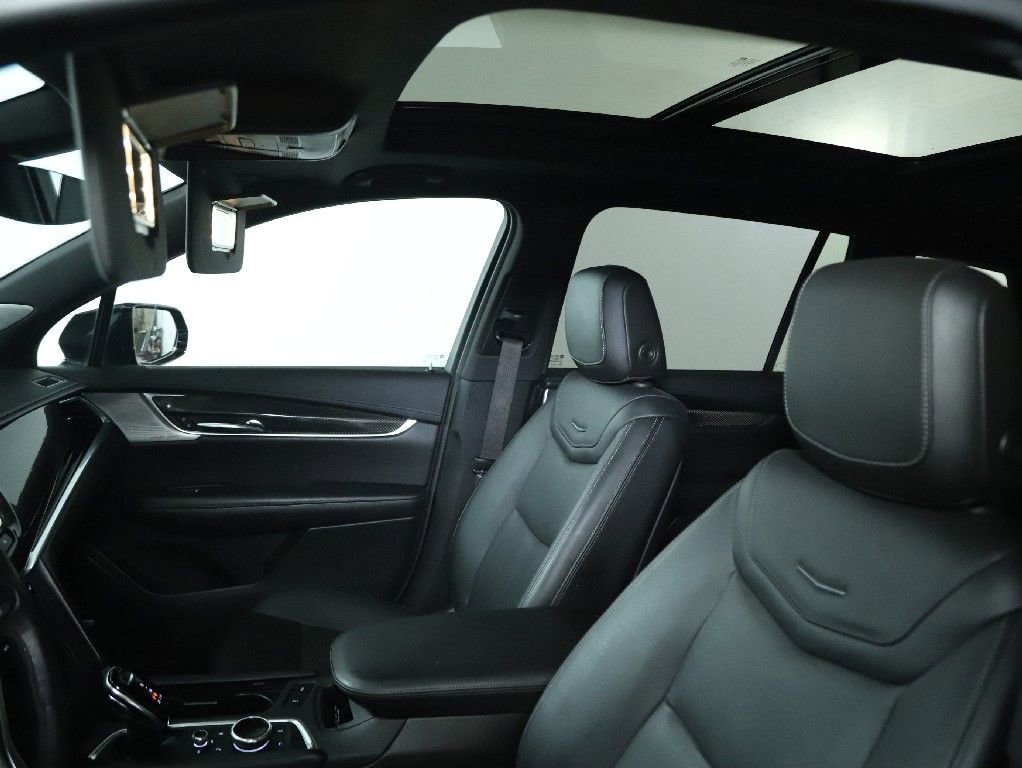 Used 2020 Cadillac XT6 Sport image 21