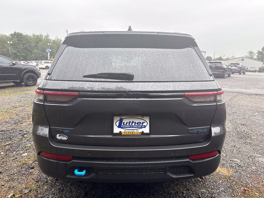 Used 2024 Jeep Grand Cherokee Trailhawk AWD/4WD image 6