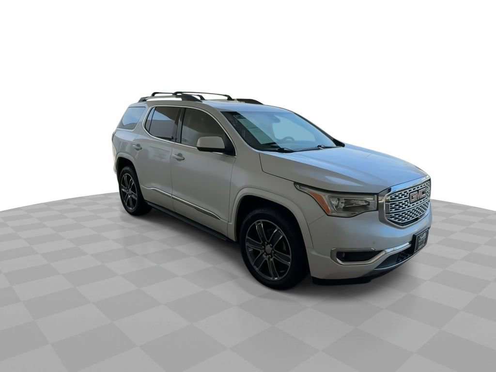 Certified 2019 GMC Acadia Denali w/ Technology Package image 2