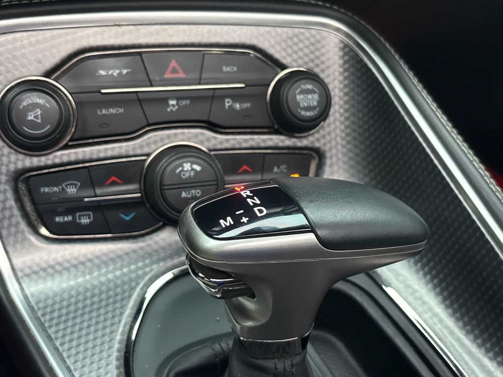 Used 2016 Dodge Challenger SRT Hellcat RWD image 12