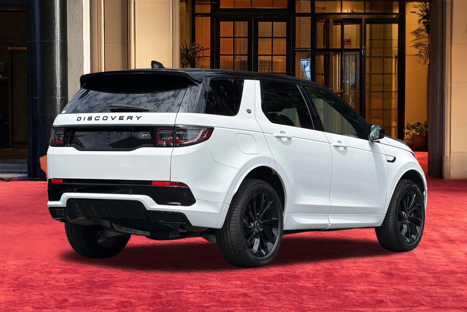 Used 2022 Land Rover Discovery Sport SE R-Dynamic AWD/4WD image 8