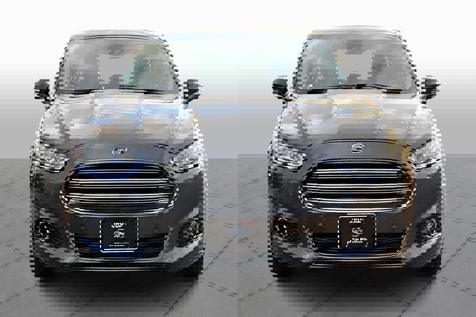 Used 2015 Ford Fusion Titanium image 3