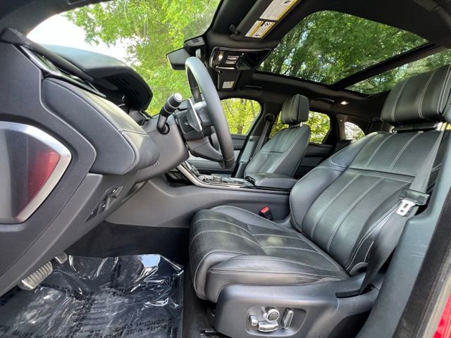 Used 2018 Land Rover Range Rover Velar R-Dynamic HSE AWD/4WD image 43