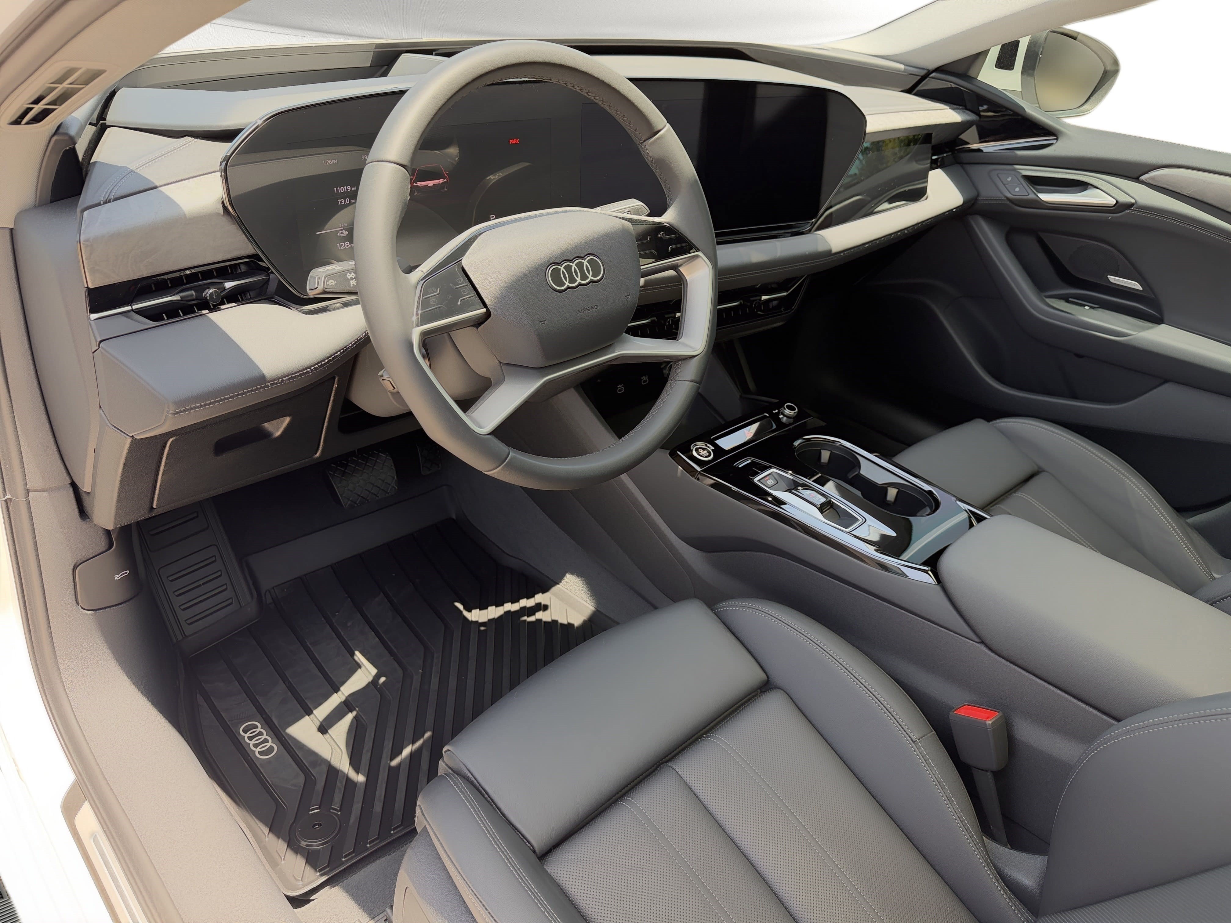 Certified 2025 Audi A6 e-tron Premium Plus w/ Premium Plus AWD/4WD image 4