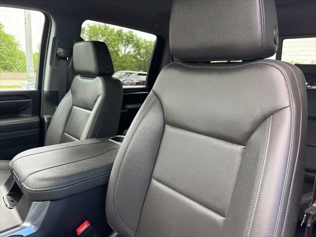 Used 2025 GMC Sierra 2500 SLT w/ SLT Premium Package AWD/4WD image 15