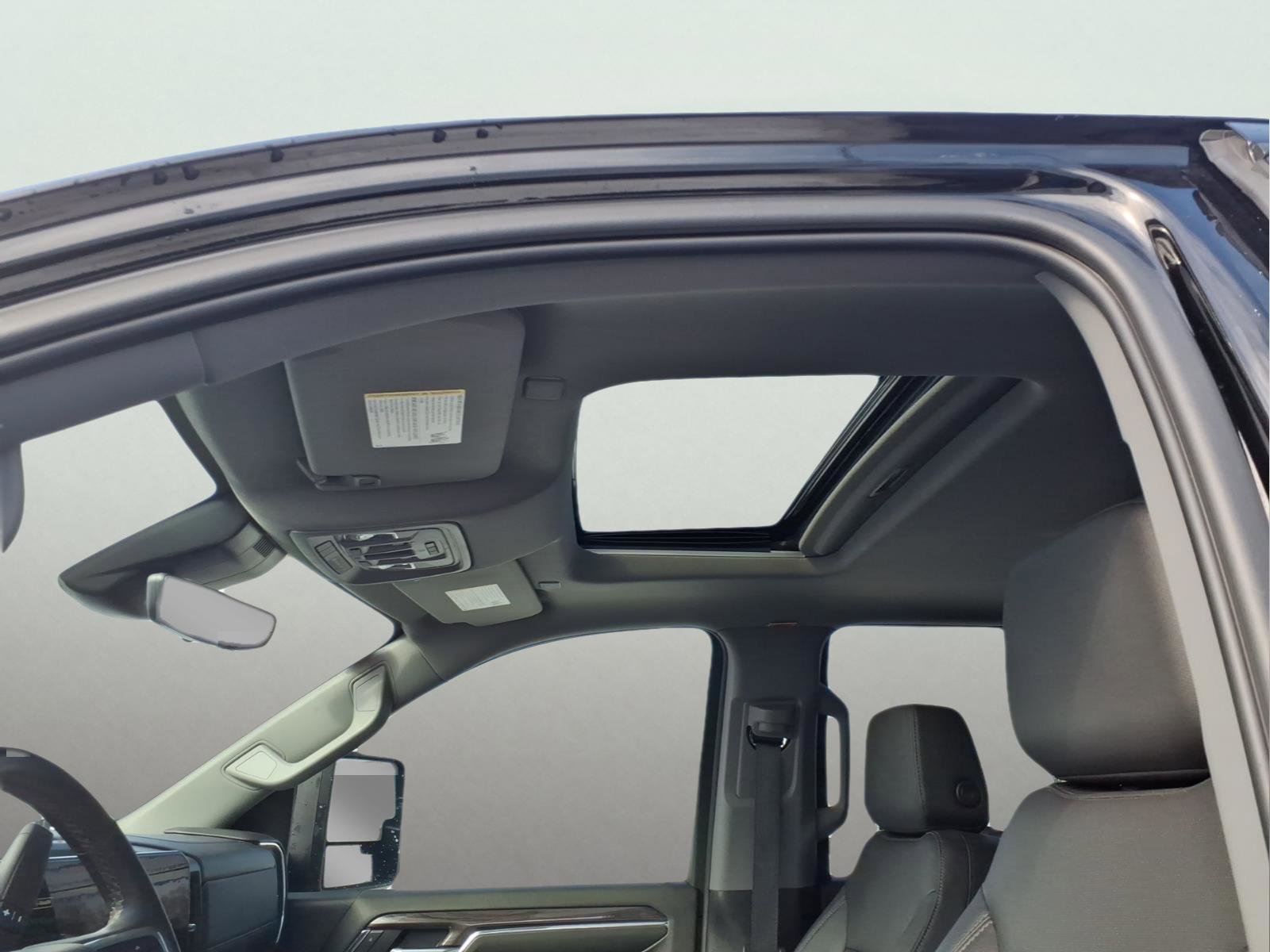 Used 2024 Chevrolet Silverado 3500 LTZ w/ LTZ Plus Package image 9