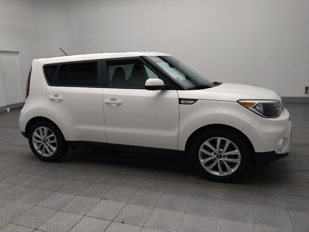 Used 2019 Kia Soul + FWD image 11