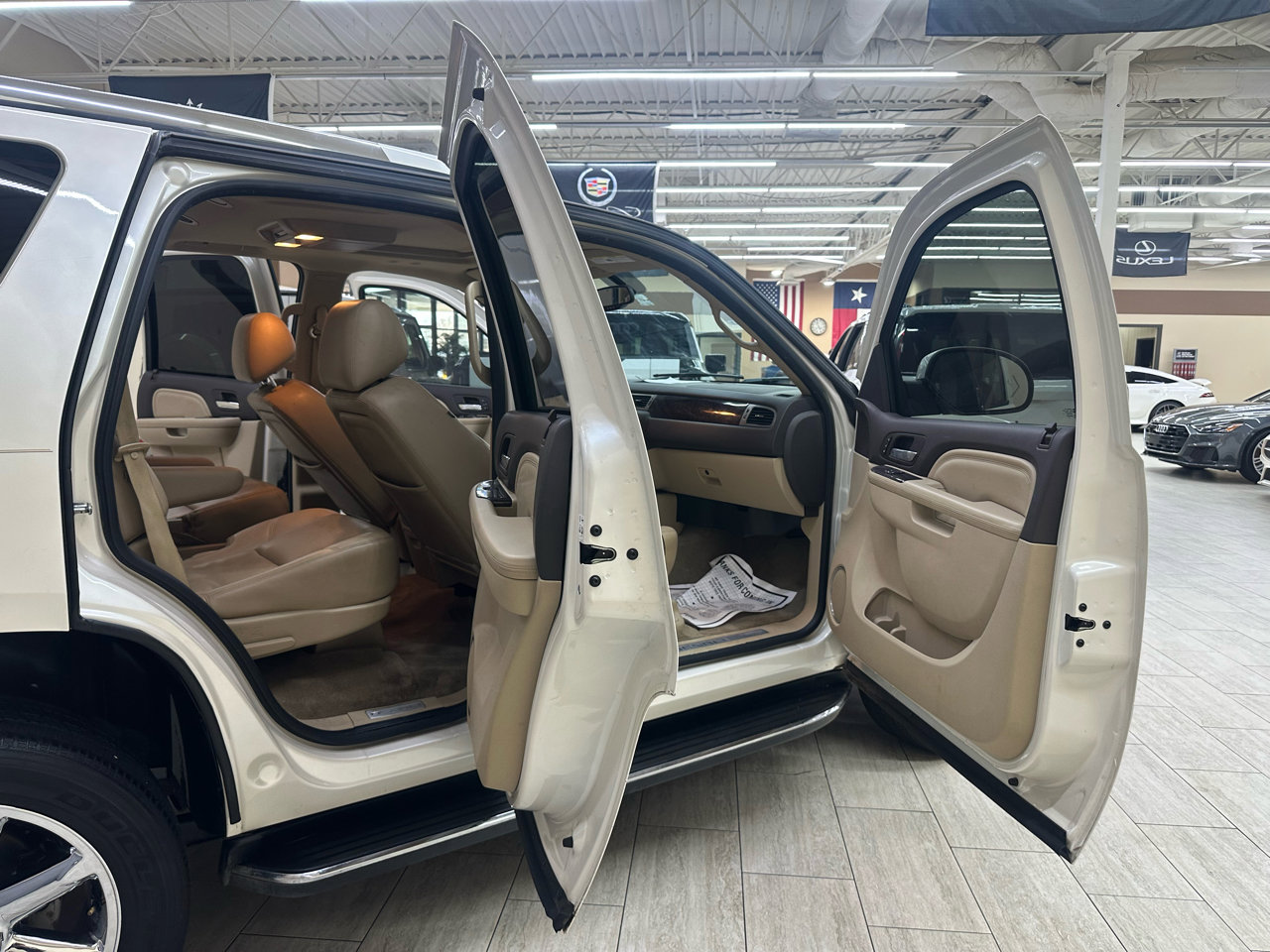 Used 2012 GMC Yukon Denali image 12