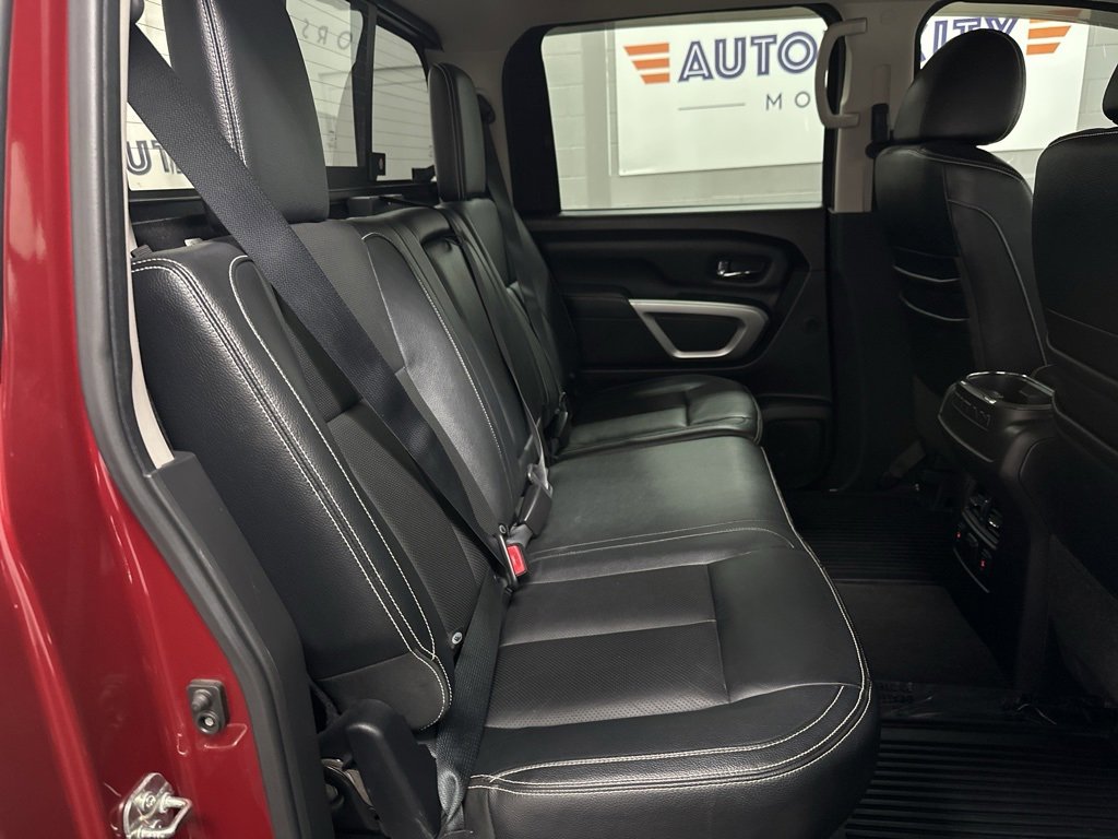 Used 2017 Nissan Titan PRO-4X w/ Pro-4x Convenience Package image 34