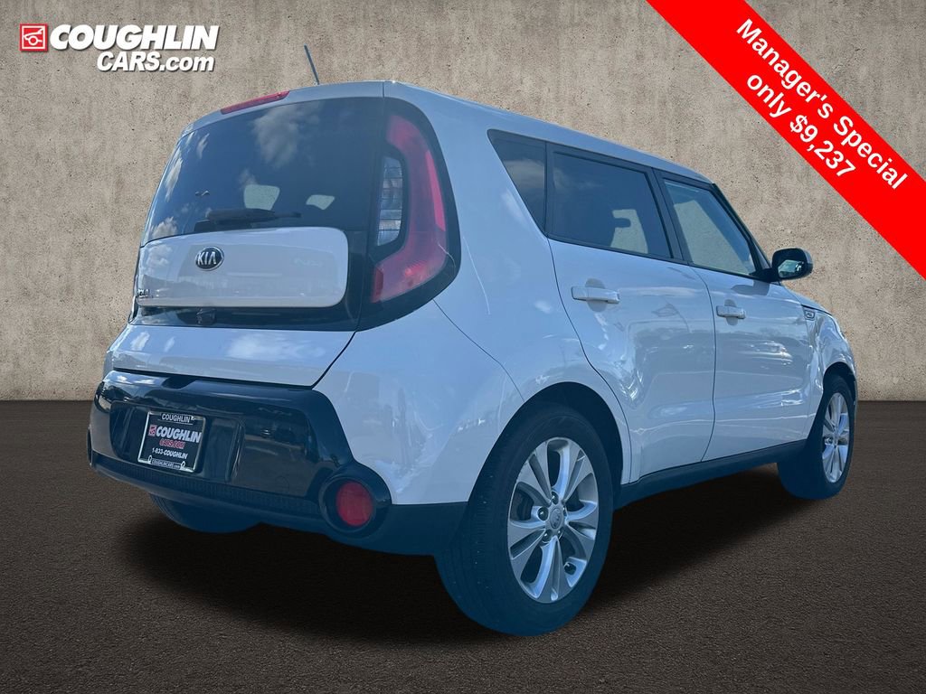 Used 2016 Kia Soul + image 4