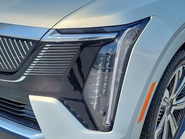 Certified 2025 Cadillac Escalade IQ Luxury 1 w/ Smart Trailering package AWD/4WD image 10