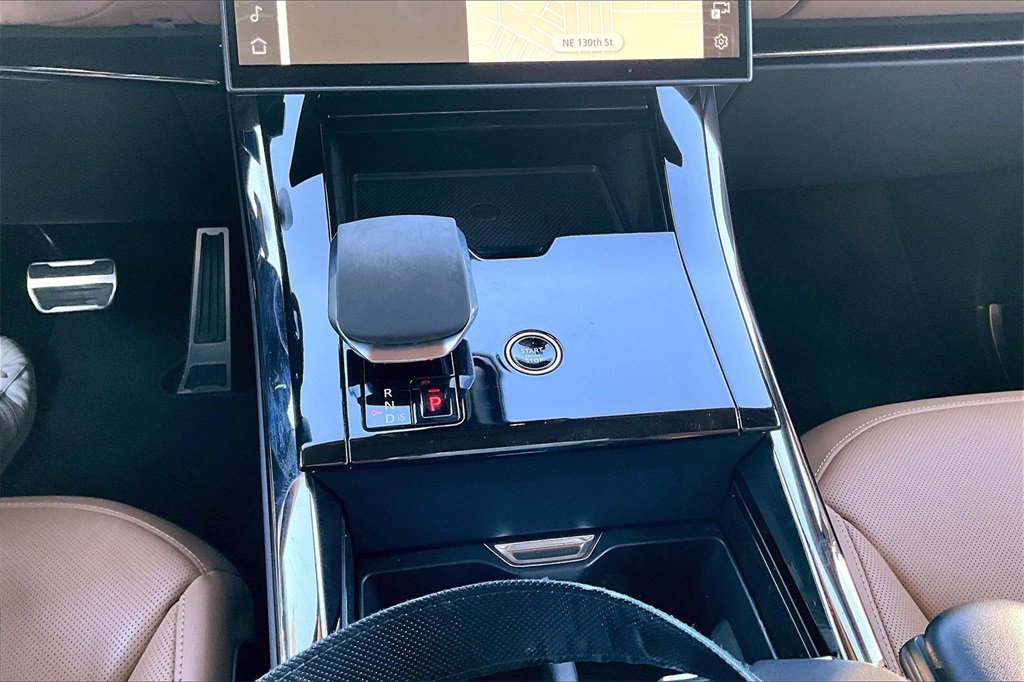 Used 2024 Land Rover Range Rover Sport Dynamic SE image 24