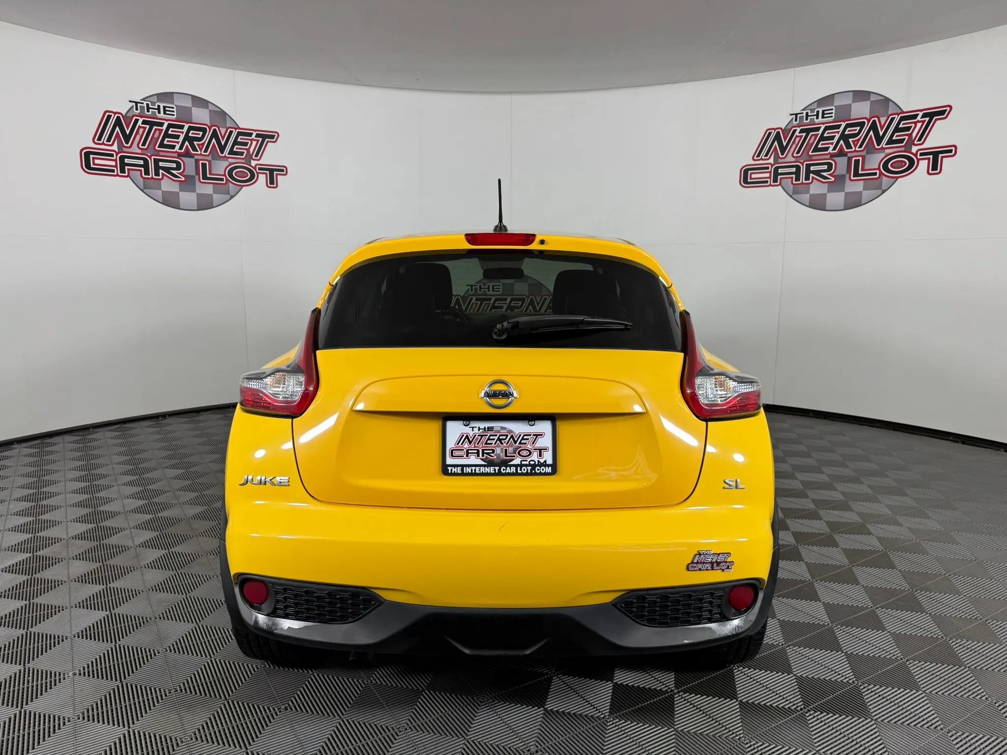 Used 2016 Nissan Juke SL FWD image 6