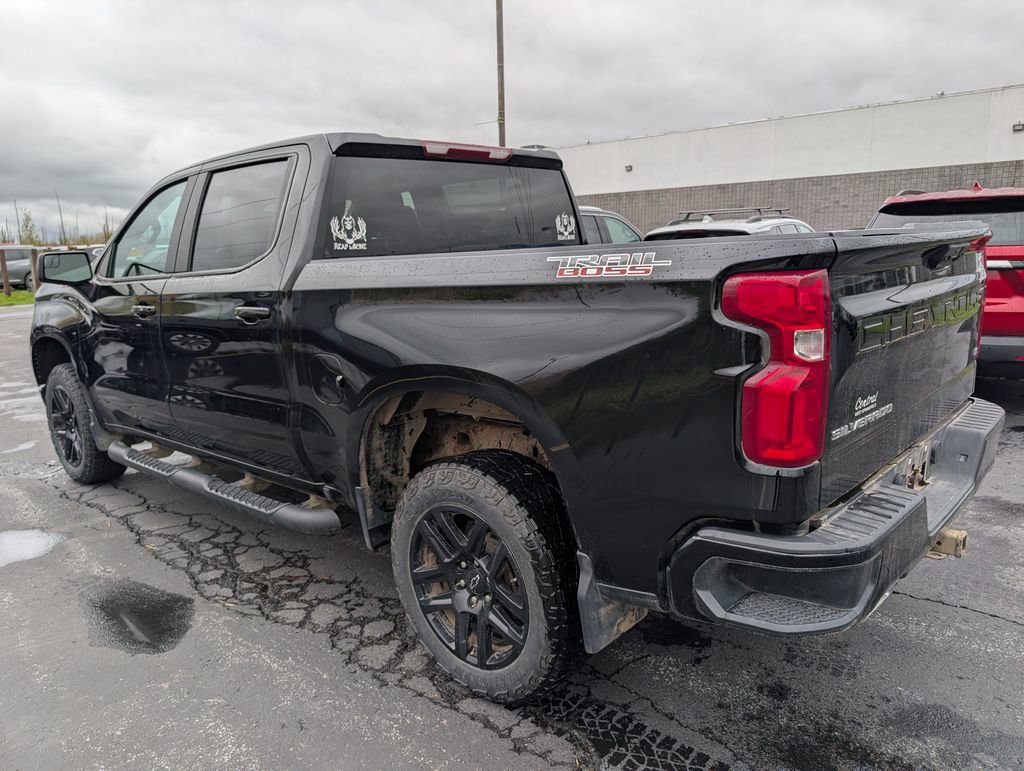 Used 2023 Chevrolet Silverado 1500 LT Trail Boss AWD/4WD image 7